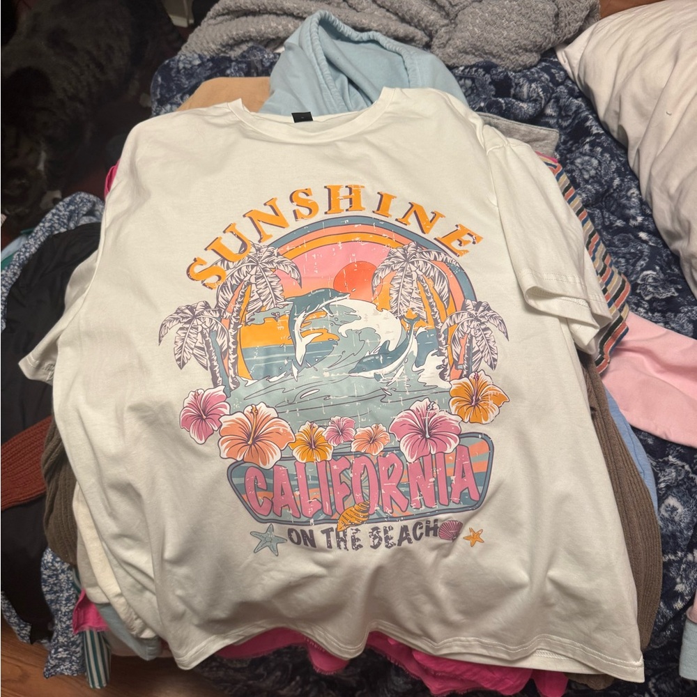 Sunshine California Graphic Tee